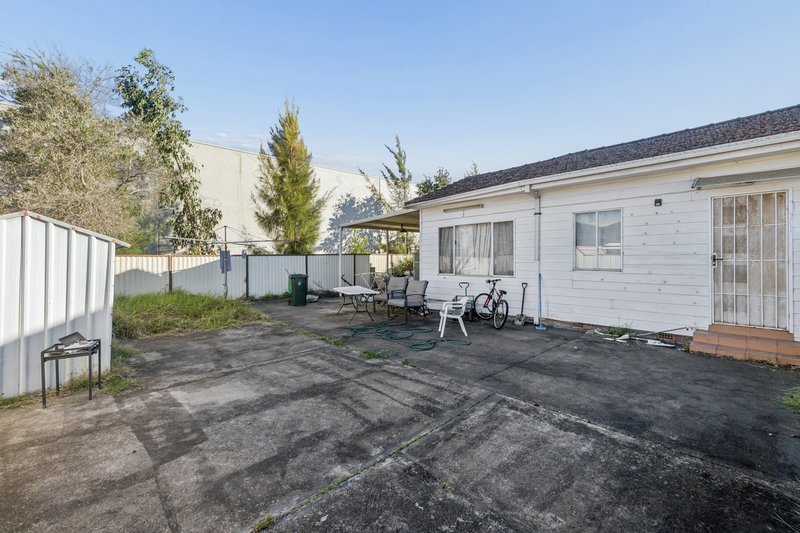 Photo - 30 Claribel Street, Bankstown NSW 2200 - Image 10