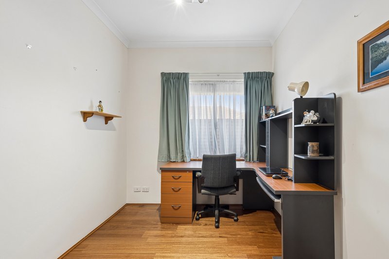 Photo - 30 Claridge Circle, Thornlie WA 6108 - Image 13