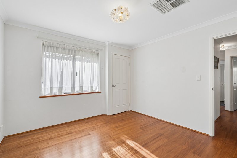 Photo - 30 Claridge Circle, Thornlie WA 6108 - Image 22