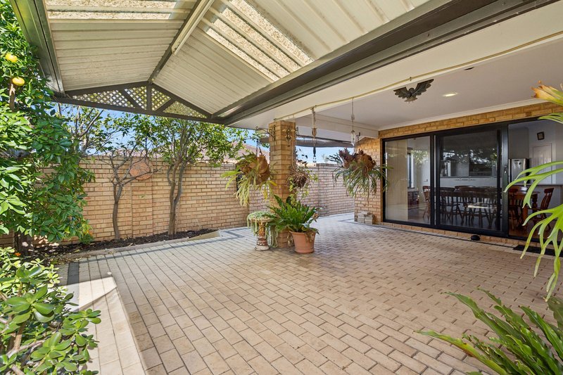 Photo - 30 Claridge Circle, Thornlie WA 6108 - Image 25