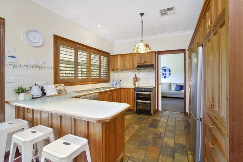 Photo - 30 Coach House Place, Kurrajong Heights NSW 2758 - Image 7