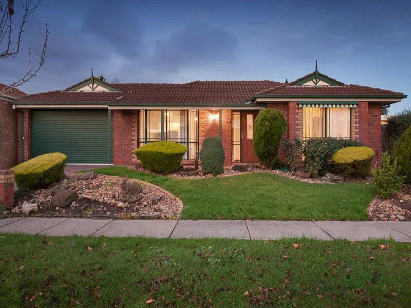 Photo - 30 Cobblestone Avenue, Narre Warren South VIC 3805 - Image 1