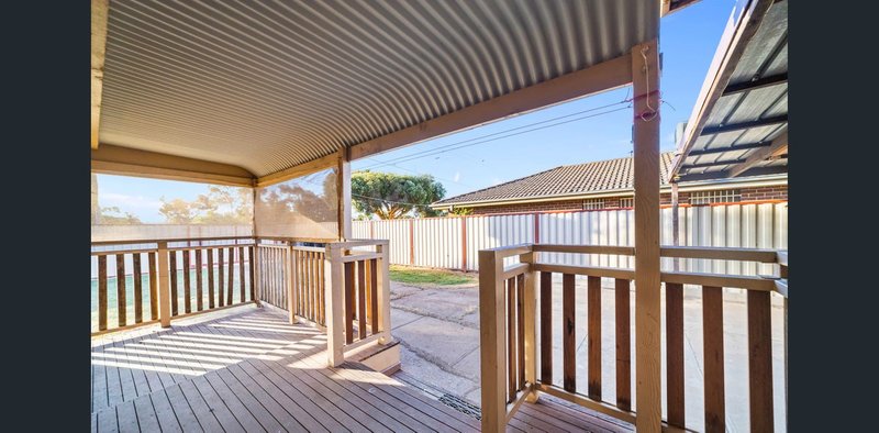 Photo - 30 Coburns Road, Melton South VIC 3338 - Image 13