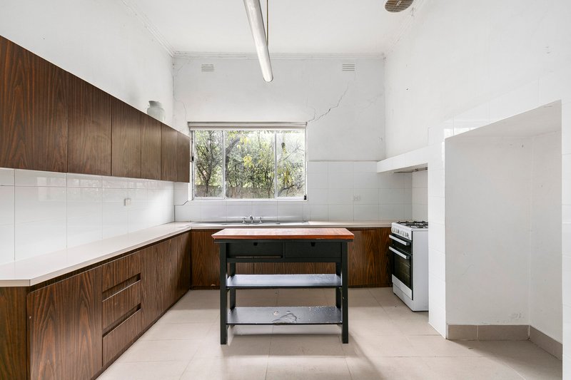 Photo - 30 Cole Crescent, Coburg VIC 3058 - Image 8