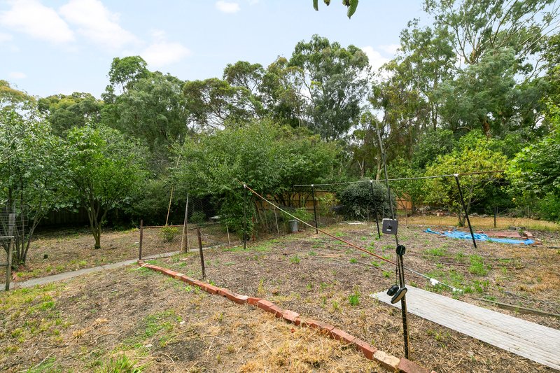 Photo - 30 Cole Crescent, Coburg VIC 3058 - Image 15
