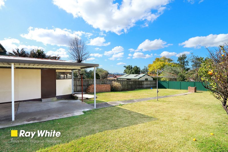 Photo - 30 Collingwood Avenue, Earlwood NSW 2206 - Image 2