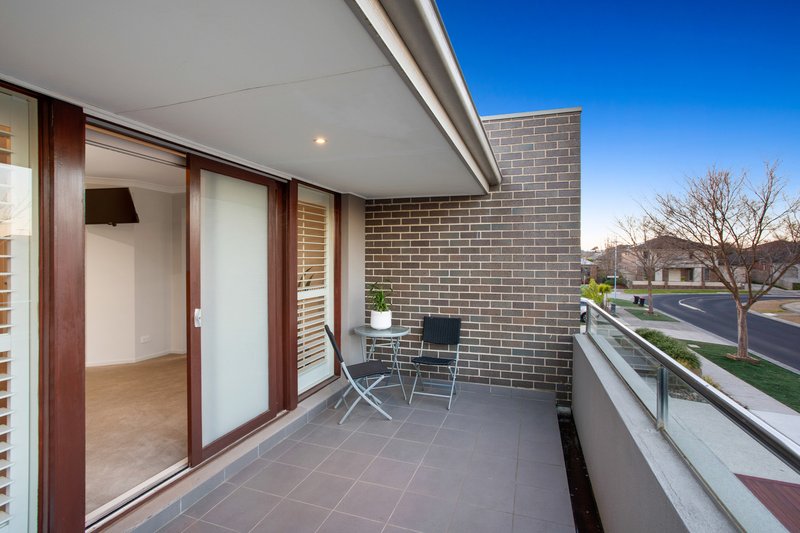 Photo - 30 Coogee Drive, Taylors Hill VIC 3037 - Image 14