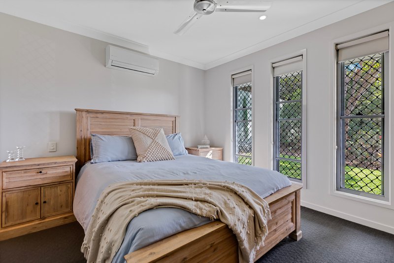 Photo - 30 Coonowrin Crescent, Mountain Creek QLD 4557 - Image 5