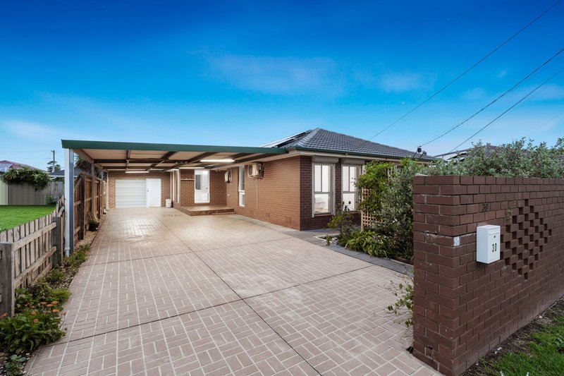 Photo - 30 Cotswold Crescent, Springvale South VIC 3172 - Image 2