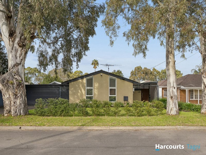 Photo - 30 Creighton Avenue, Morphett Vale SA 5162 - Image 4
