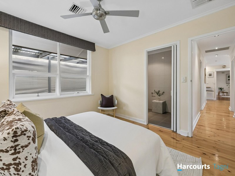 Photo - 30 Creighton Avenue, Morphett Vale SA 5162 - Image 11