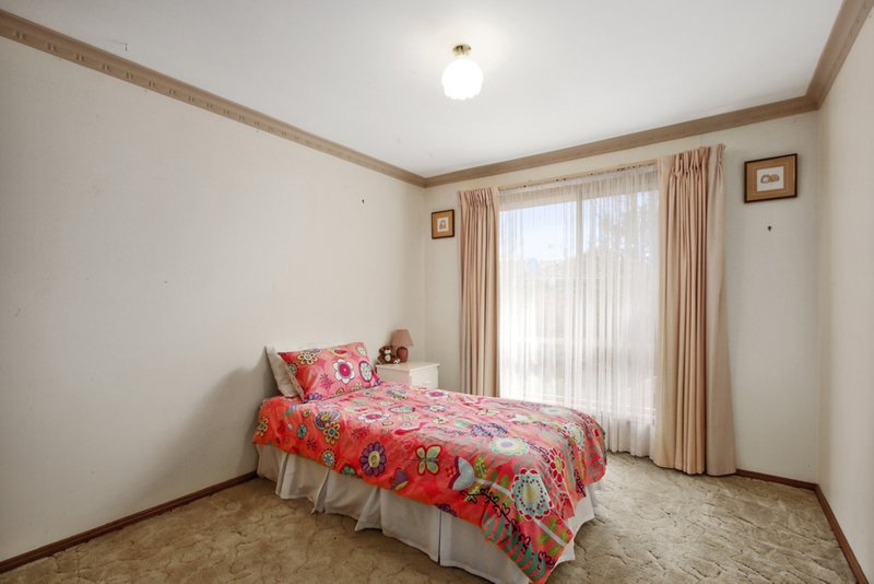 Photo - 30 Crown Point Ridge, Chirnside Park VIC 3116 - Image 14