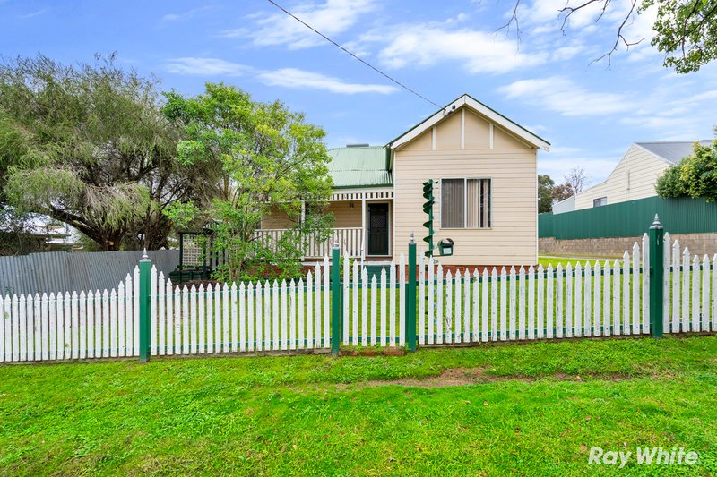 Photo - 30 Crown Street, Junee NSW 2663 - Image 1