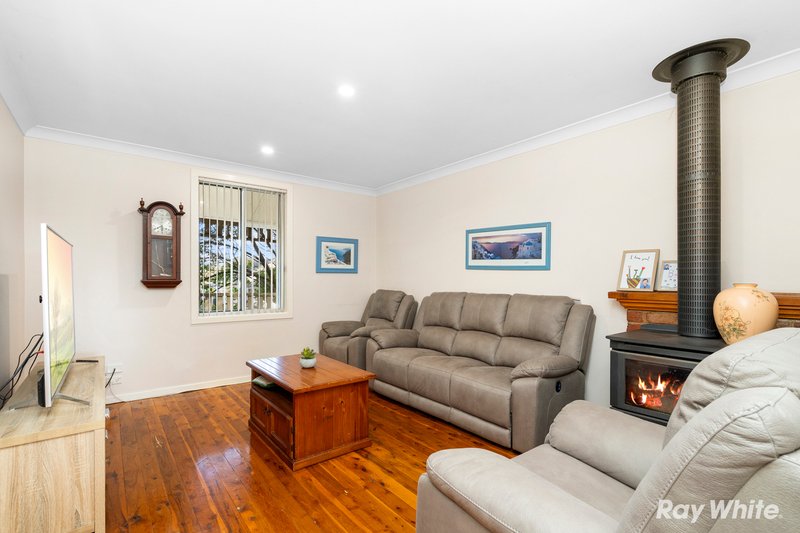 Photo - 30 Crown Street, Junee NSW 2663 - Image 2