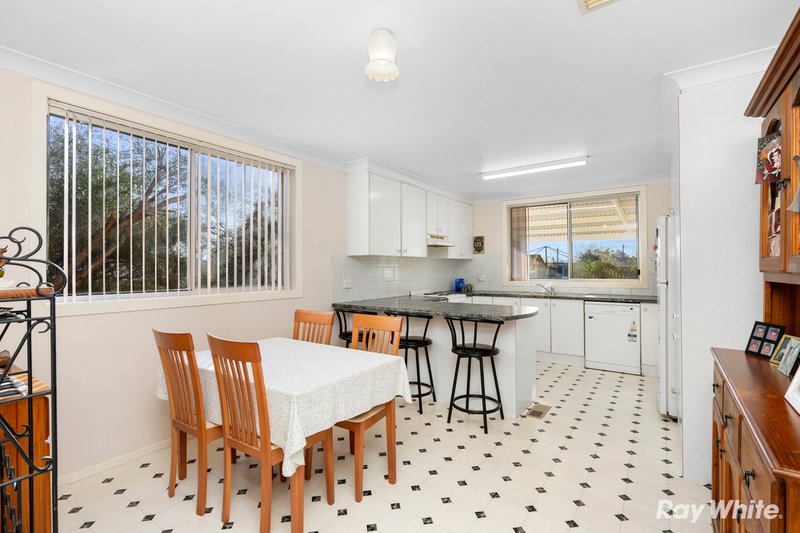 Photo - 30 Crown Street, Junee NSW 2663 - Image 4