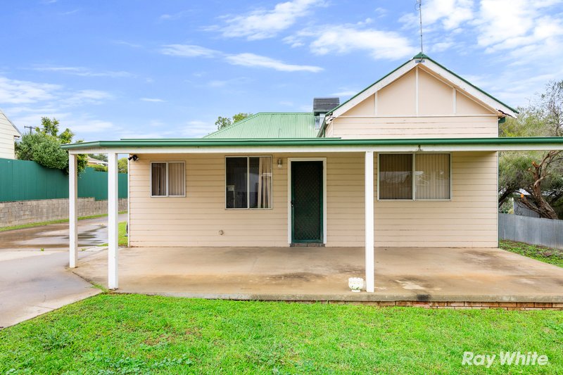 Photo - 30 Crown Street, Junee NSW 2663 - Image 10