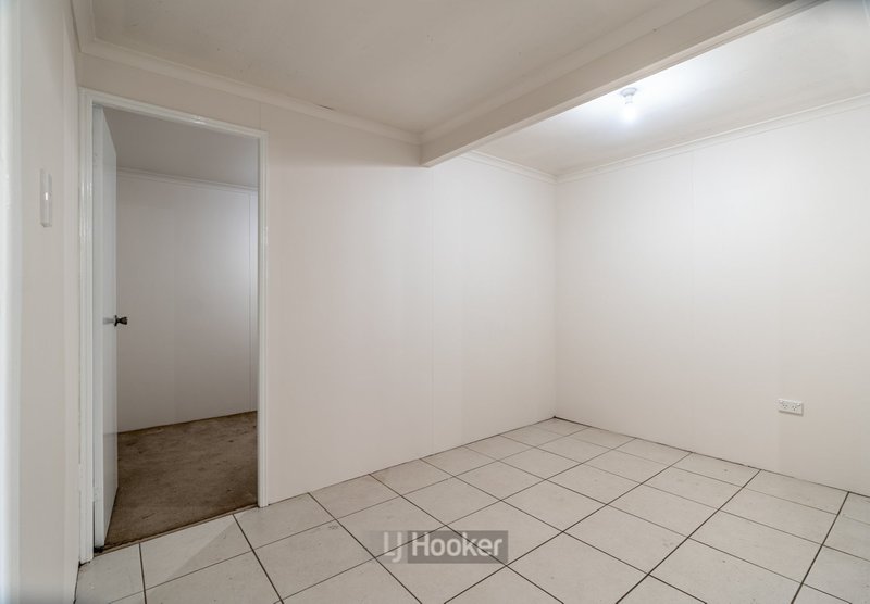 Photo - 30 Cunningham Street, Waterford West QLD 4133 - Image 17