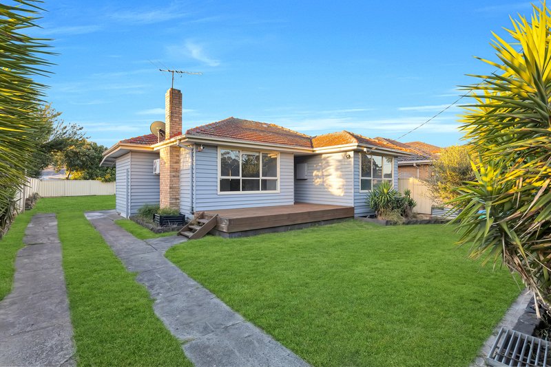 Photo - 30 Curtin Ave , Lalor VIC 3075 - Image 1