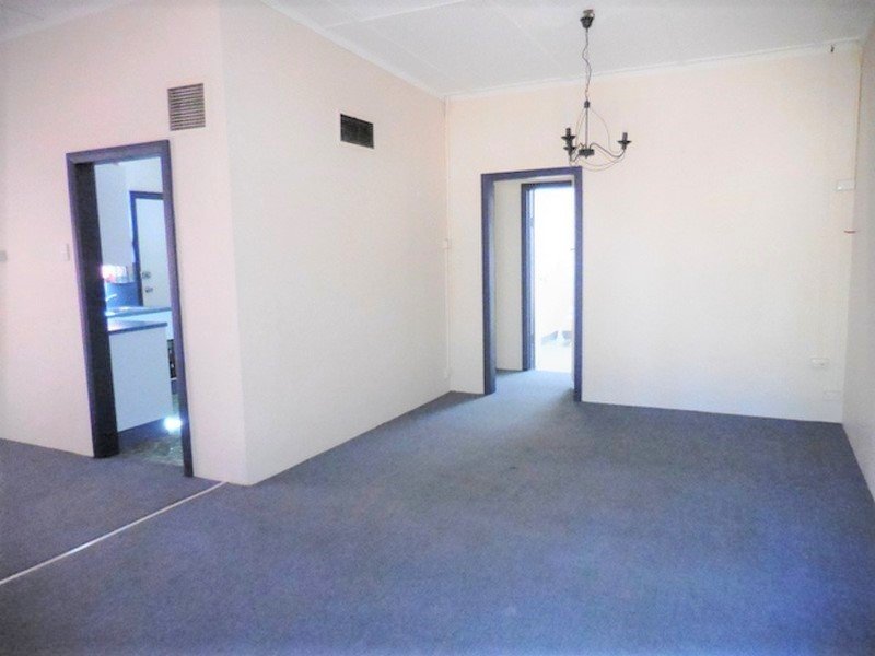 Photo - 30 Dempsey Street, Mount Isa QLD 4825 - Image 3