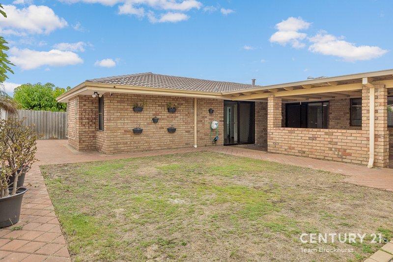 Photo - 30 Denham Way, Thornlie WA 6108 - Image 18