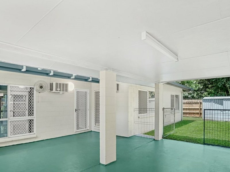 Photo - 30 Dodd Court, Mooroobool QLD 4870 - Image 9