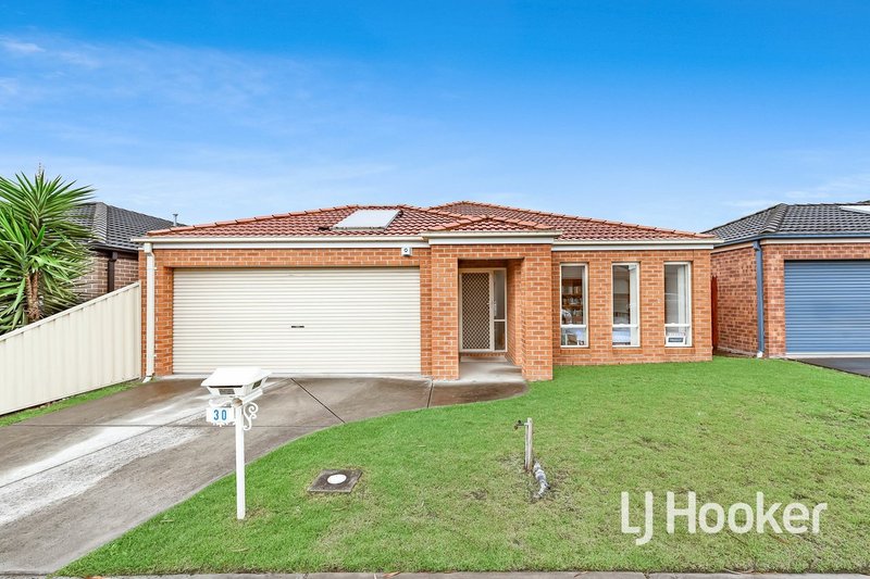 30 Domino Way, Hampton Park VIC 3976