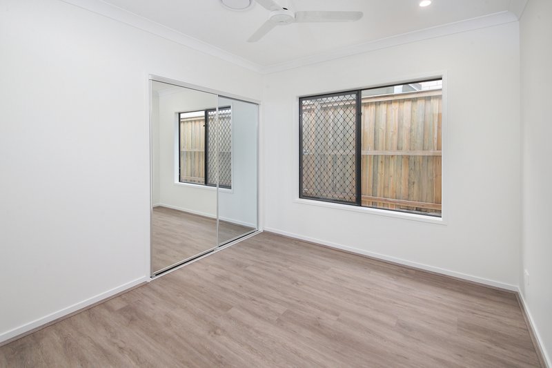 Photo - 30 Doran Circuit, Park Ridge QLD 4125 - Image 7