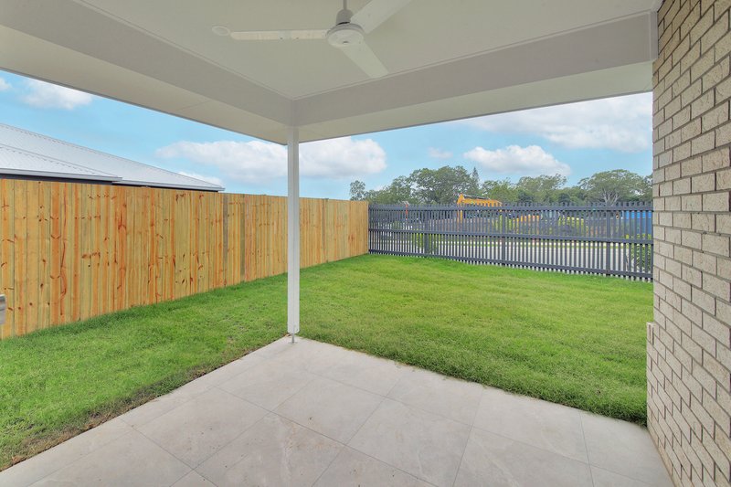Photo - 30 Doran Circuit, Park Ridge QLD 4125 - Image 11