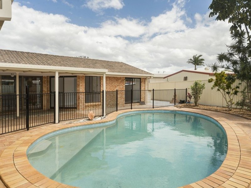 Photo - 30 Doreen Drive, Coombabah QLD 4216 - Image 2