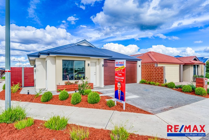 Photo - 30 Doryanthes Avenue, Piara Waters WA 6112 - Image 3