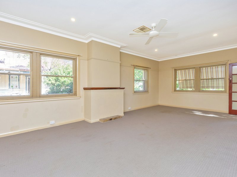 Photo - 30 Dowell Avenue, East Tamworth NSW 2340 - Image 7