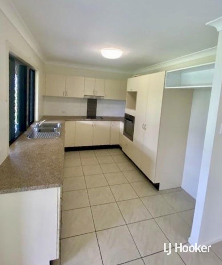 Photo - 30 Dungurra Place, Bushland Beach QLD 4818 - Image 6