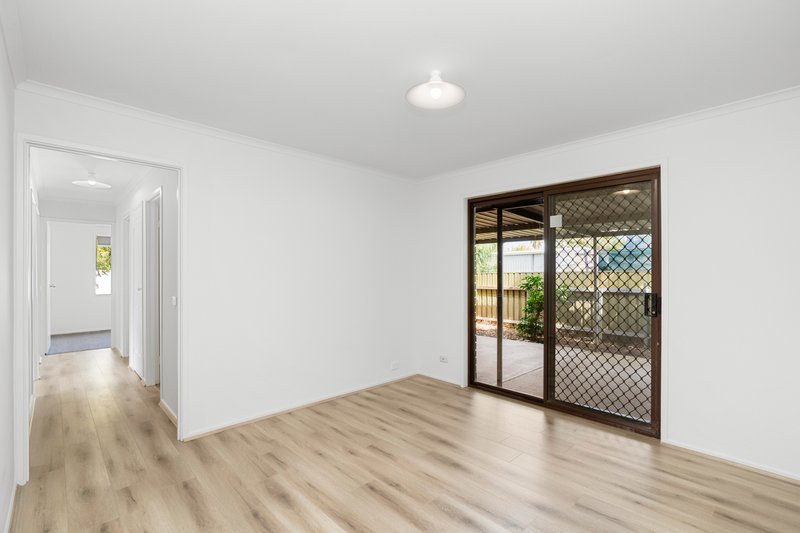 Photo - 30 Dunn Avenue, Forest Hill NSW 2651 - Image 6