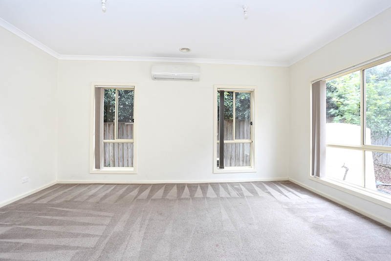 Photo - 30 Earlston Place, Craigieburn VIC 3064 - Image 5