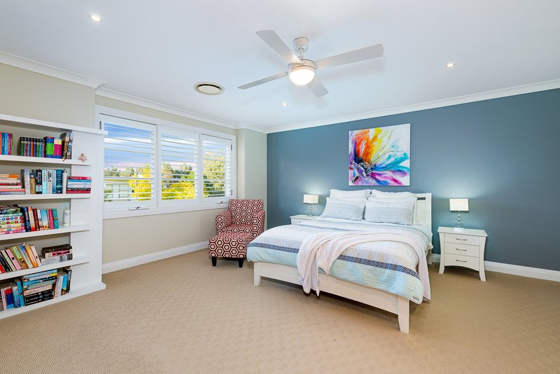 Photo - 30 Edgewater Drive, Bella Vista NSW 2153 - Image 5