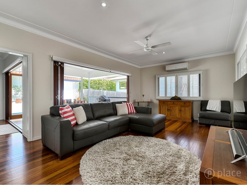 Photo - 30 Effingham Street, Tarragindi QLD 4121 - Image 5