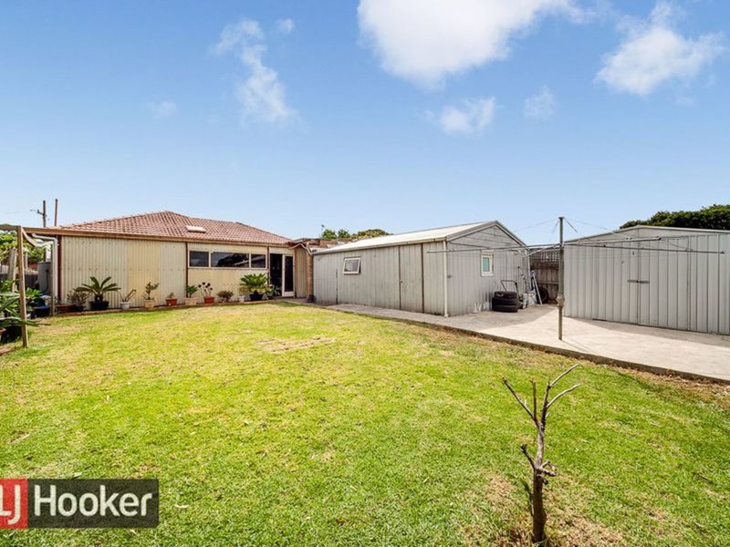 Photo - 30 Eildon Drive, Keysborough VIC 3173 - Image 13