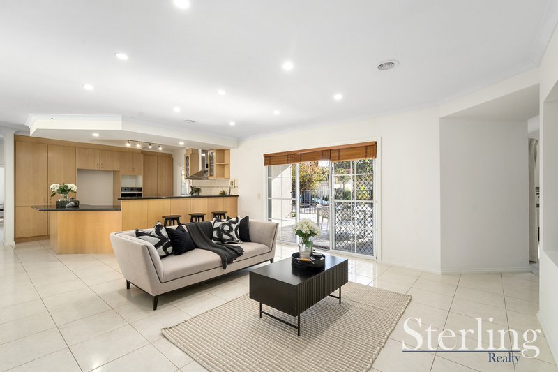Photo - 30 Eleanor Drive, Hoppers Crossing VIC 3029 - Image 8