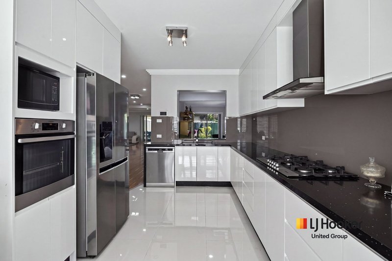 Photo - 30 Erin Place, Casula NSW 2170 - Image 5