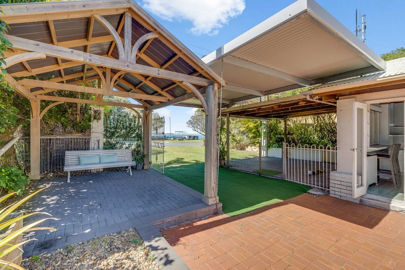Photo - 30 Esplanade , Golden Beach QLD 4551 - Image 7