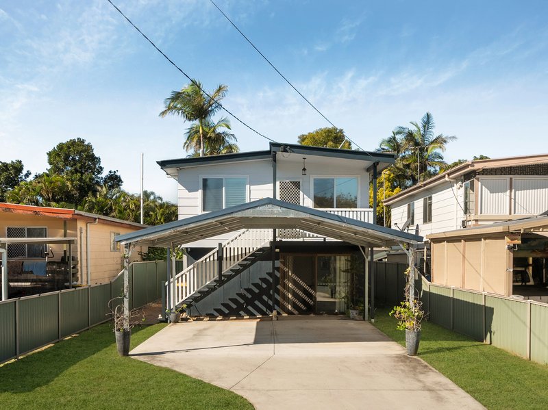 Photo - 30 Ettie Street, Redcliffe QLD 4020 - Image 1