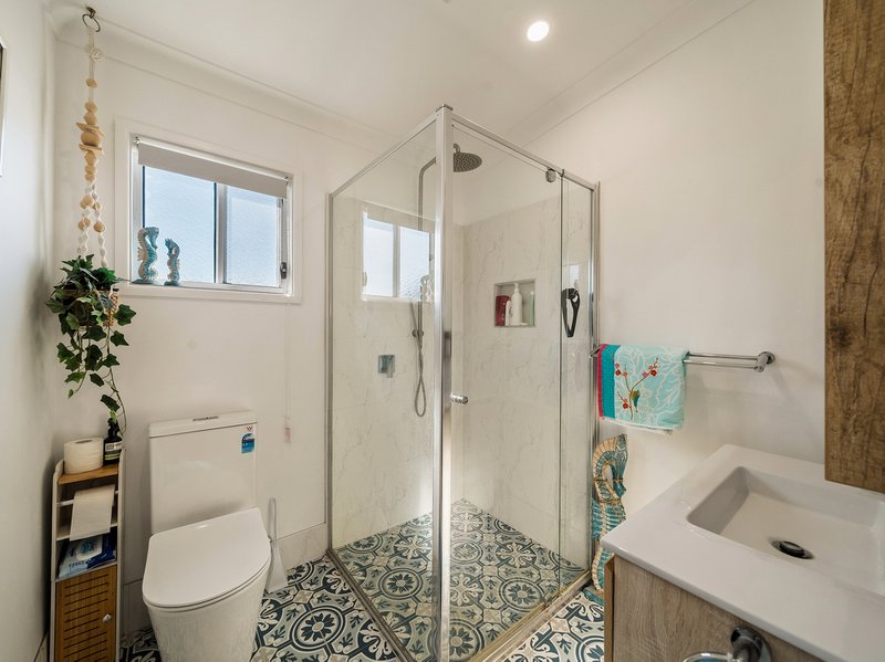 Photo - 30 Ettie Street, Redcliffe QLD 4020 - Image 12