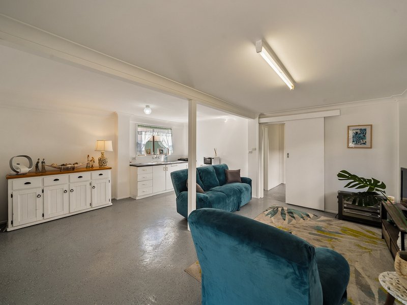 Photo - 30 Ettie Street, Redcliffe QLD 4020 - Image 19