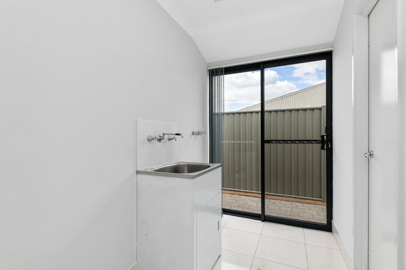 Photo - 30 Ewens Pass, Wandi WA 6167 - Image 17