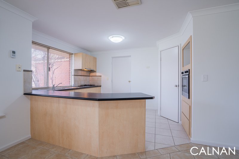 Photo - 30 Excelsior Drive, Canning Vale WA 6155 - Image 5