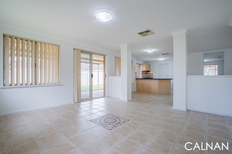 Photo - 30 Excelsior Drive, Canning Vale WA 6155 - Image 27