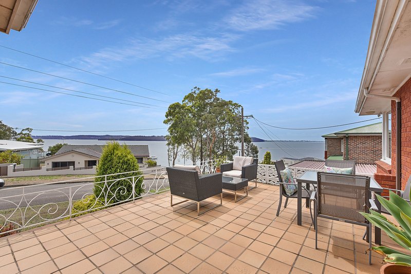 30 Excelsior Parade, Carey Bay NSW 2283