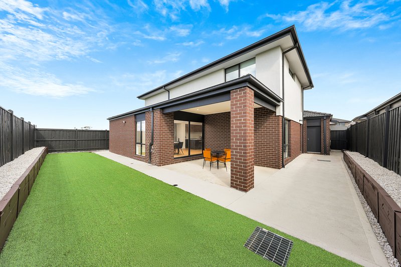 Photo - 30 Feathertop Crescent, Donnybrook VIC 3064 - Image 31