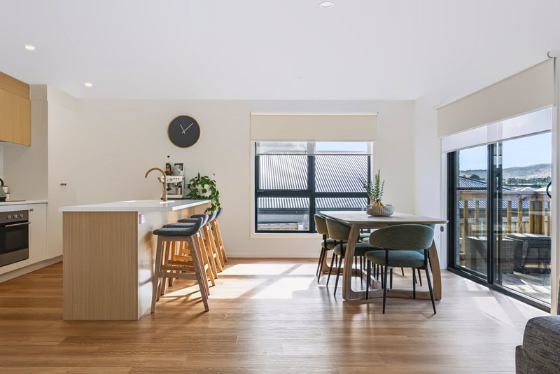 Photo - 30 Federation Drive, Sorell TAS 7172 - Image 5