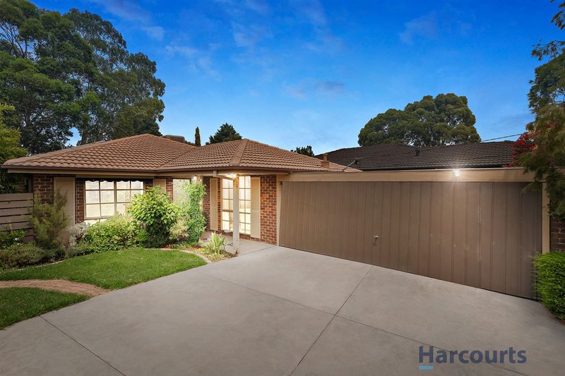 30 Ferres Court, Glen Waverley VIC 3150